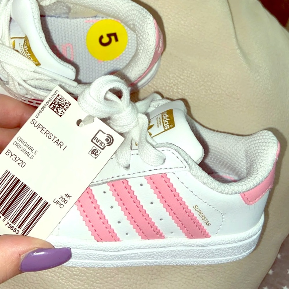 New with tags pink and gold toddler adidas sz 5